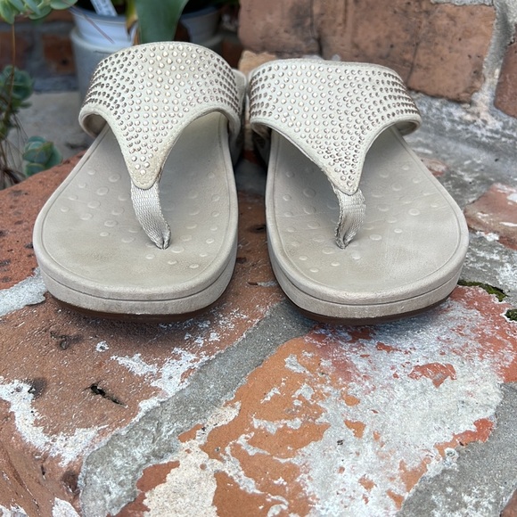 Vionic sandals - Picture 10 of 15